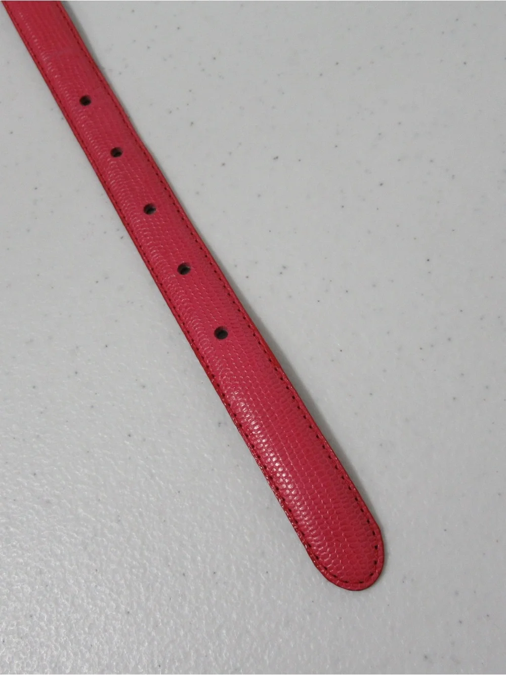 Vintage 1987 Liz Claiborne Croc Embossed Pink Leather Belt Size Small